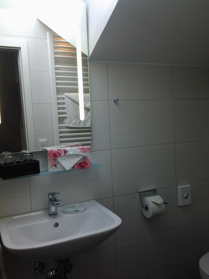 ホテル Haus Florian グライナウ 部屋 写真
